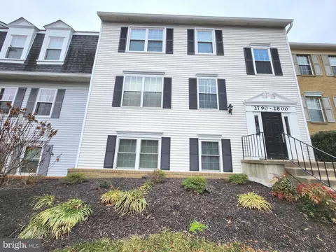 2800 Bordeaux Pl, Woodbridge, VA 22192