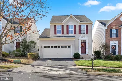 15015 Danehurst Cir, Gainesville, VA 20155