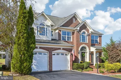 6710 Abberley Loop, Gainesville, VA 20155