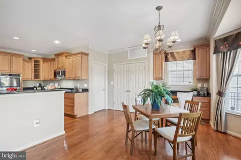 6710 Abberley Loop, Gainesville, VA 20155 photo 15