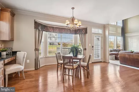 6710 Abberley Loop, Gainesville, VA 20155 photo 12