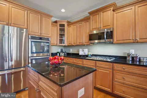 6710 Abberley Loop, Gainesville, VA 20155 photo 19