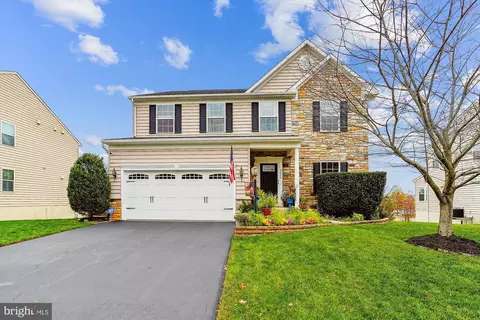 9426 Merrimont Trace Cir, Bristow, VA 20136