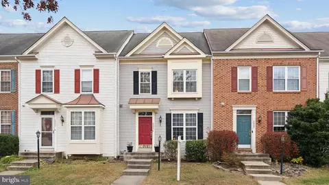 8805 Howland Pl, Bristow, VA 20136