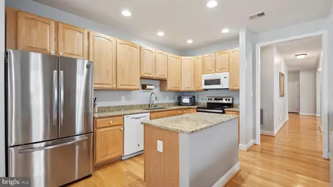 5912 Affirmed Pl, Gainesville, VA 20155 photo 10
