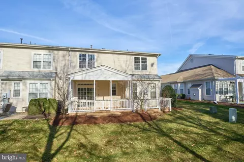 Exterior - 6916 Broadleaf Ter, Gainesville, VA 20155 photo 6 of 7