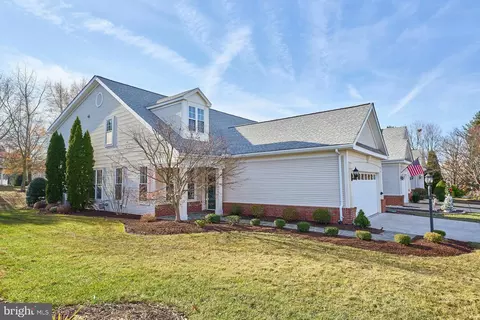 Exterior - 6916 Broadleaf Ter, Gainesville, VA 20155 photo 3 of 7