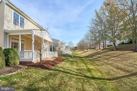 Exterior - 6916 Broadleaf Ter, Gainesville, VA 20155 photo 5 of 7