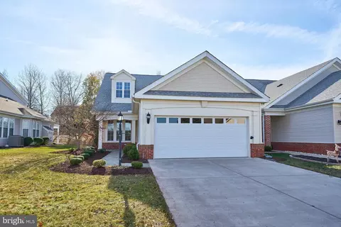 6916 Broadleaf Ter, Gainesville, VA 20155