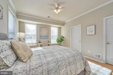 Bedroom - 6916 Broadleaf Ter, Gainesville, VA 20155 photo 2 of 5