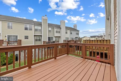 Exterior - 10909 Postern Ct, Manassas, VA 20109 photo 5 of 6