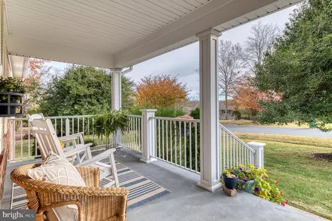 18498 Running Pine Ct, Triangle, VA 22172 photo 7