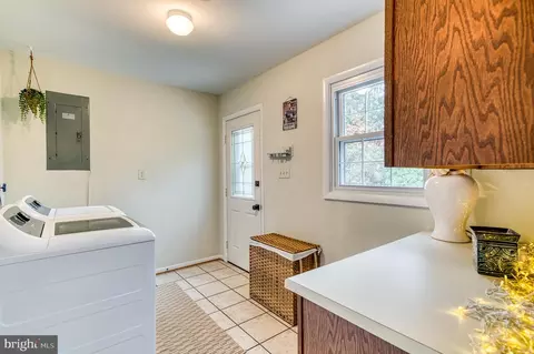 18498 Running Pine Ct, Triangle, VA 22172 photo 19