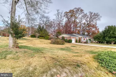 18498 Running Pine Ct, Triangle, VA 22172 photo 6