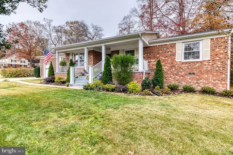 18498 Running Pine Ct, Triangle, VA 22172 photo 2