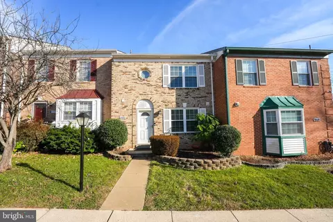 15593 Traverser Ct, Woodbridge, VA 22193
