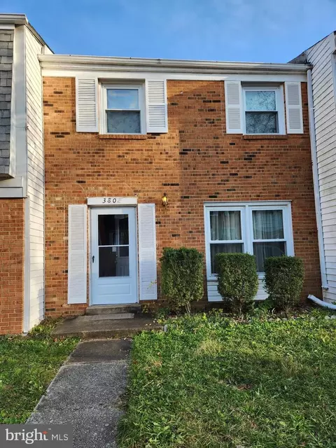 3802 Port Hope Pt, Triangle, VA 22172