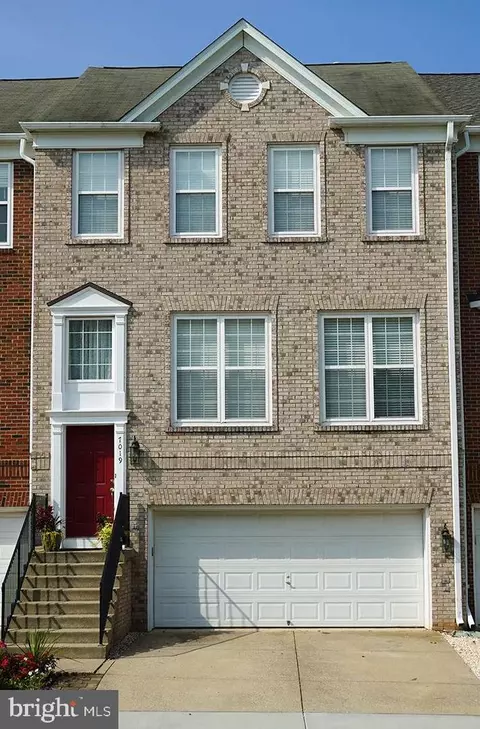 7019 Courtyard Way, Haymarket, VA 20169