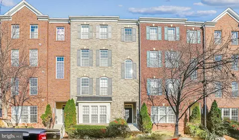 2312 Merseyside Dr, Woodbridge, VA 22191