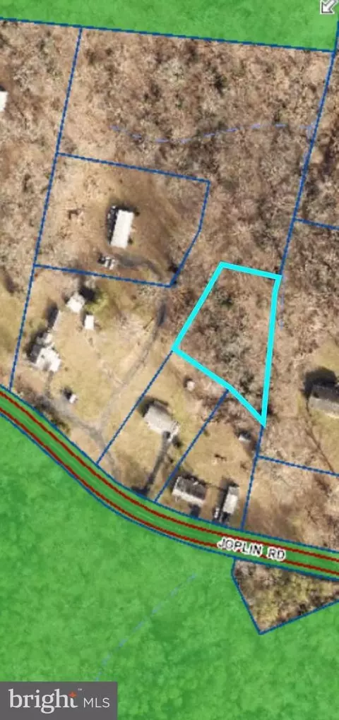 17357 Joplin Rd, Triangle, VA 22172 photo 1