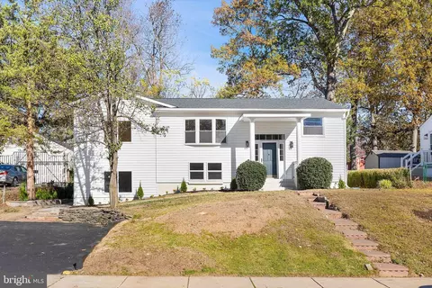 15131 Georgia Rd, Woodbridge, VA 22191
