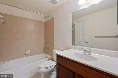 14410 Broadwinged Dr, Gainesville, VA 20155 photo 46