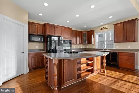 14410 Broadwinged Dr, Gainesville, VA 20155 photo 19