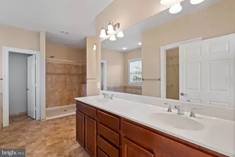 14410 Broadwinged Dr, Gainesville, VA 20155 photo 28