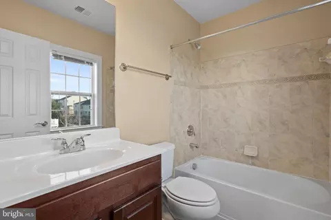 14410 Broadwinged Dr, Gainesville, VA 20155 photo 33