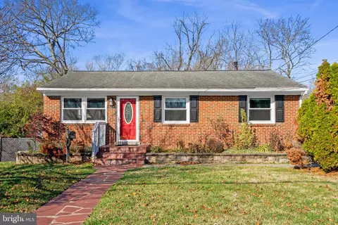 7722 Amherst Dr, Manassas, VA 20111