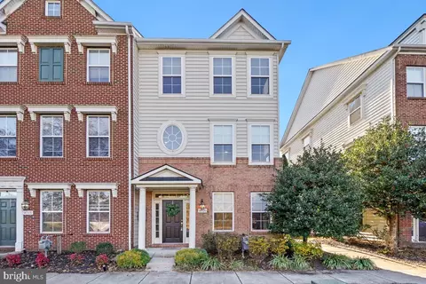 14520 Kentish Fire St, Gainesville, VA 20155