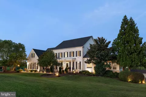 15830 Parnell Ct, Haymarket, VA 20169