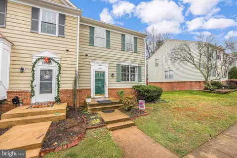 15065 Ardmore Loop, Woodbridge, VA 22193