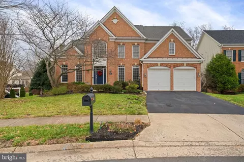 4565 Robey Way, Woodbridge, VA 22192