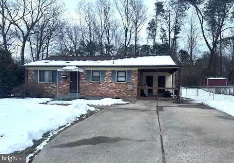 3719 Forestdale Ave, Woodbridge, VA 22193