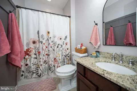 Bath - 18784 Pier Trail Dr, Triangle, VA 22172 photo 3 of 3