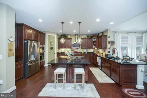 Kitchen - 18784 Pier Trail Dr, Triangle, VA 22172 photo 2 of 5
