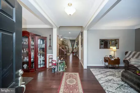 Entry Way - 18784 Pier Trail Dr, Triangle, VA 22172 photo 2 of 12