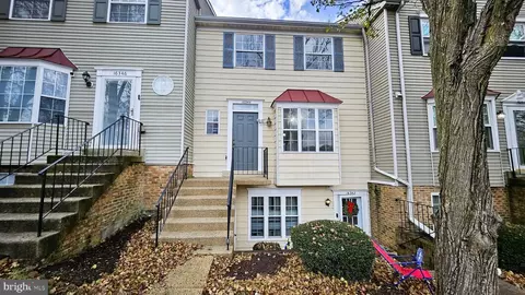 16344 Taconic Cir, Montclair, VA 22025