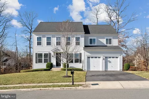 3304 Soaring Cir, Woodbridge, VA 22193