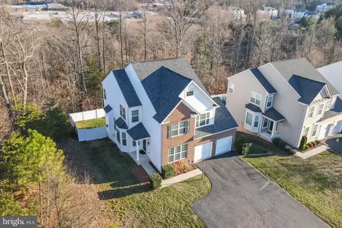 3177 Hour Glass Dr, Dumfries, VA 22026