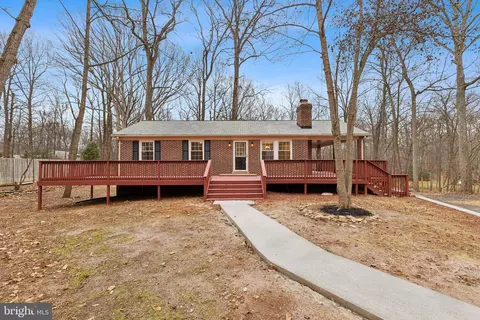 1423 Mountain Rd, Haymarket, VA 20169