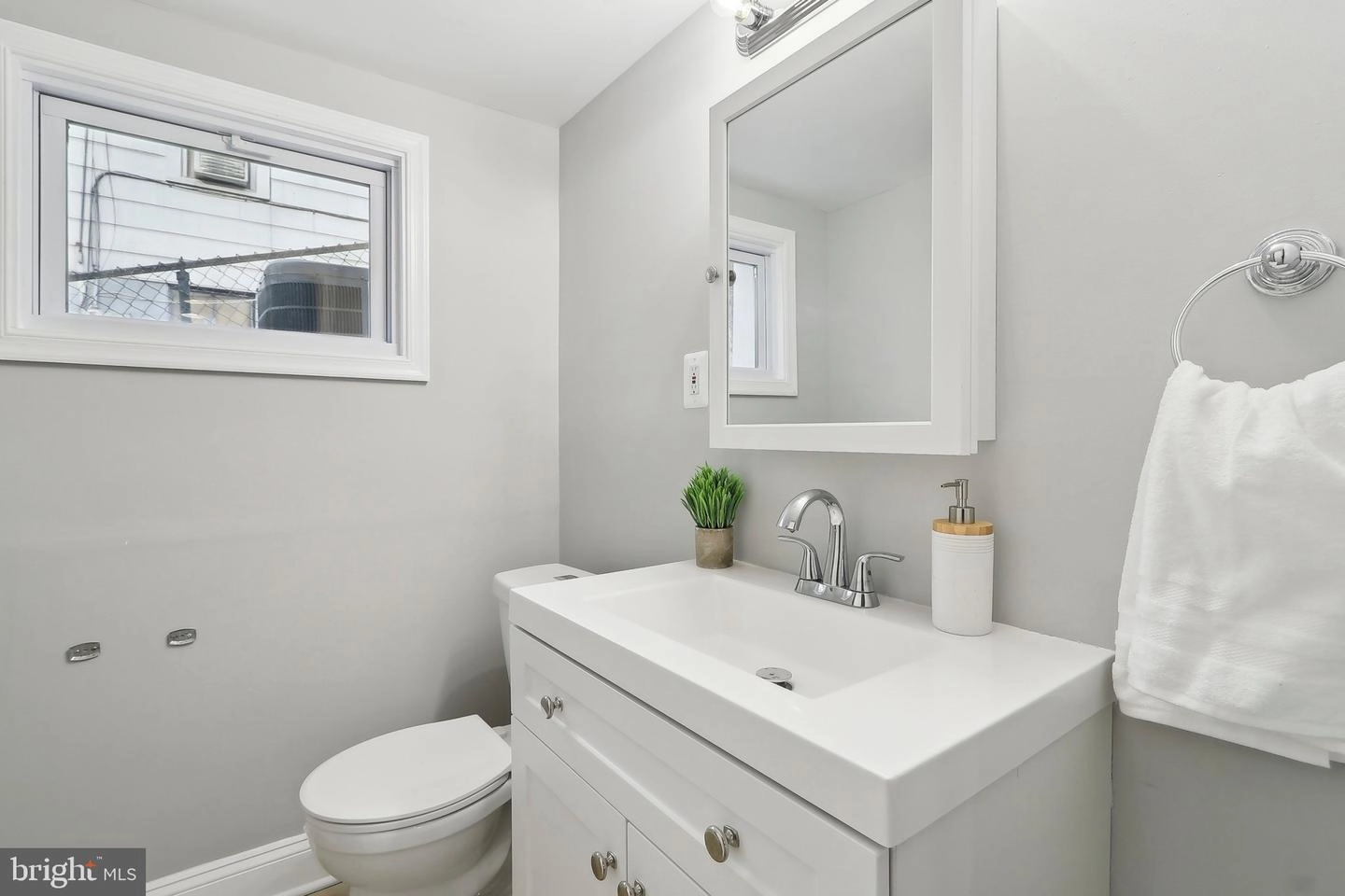 19124 Windsor Rd, Triangle, VA 22172 photo 38