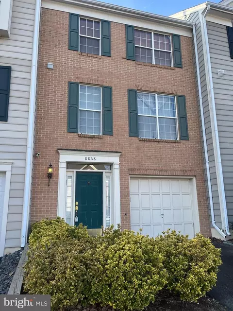 8868 Moat Crossing Pl, Bristow, VA 20136