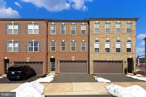 15962 Lowdermilk Pl, Haymarket, VA 20169