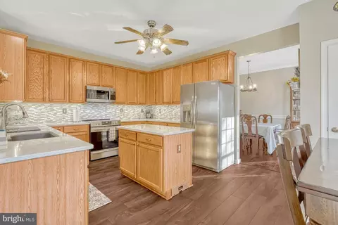 8766 Grantham Ct, Bristow, VA 20136 photo 7