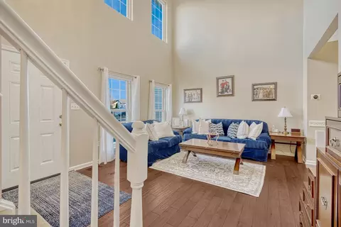 8766 Grantham Ct, Bristow, VA 20136 photo 5