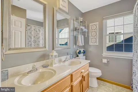 8766 Grantham Ct, Bristow, VA 20136 photo 26