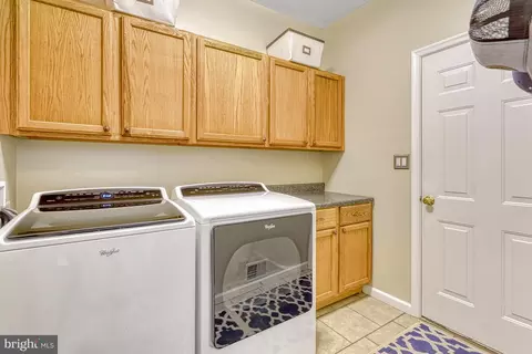 8766 Grantham Ct, Bristow, VA 20136 photo 6