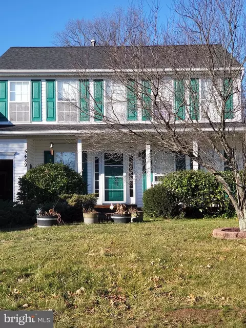 5489 Quaint Dr, Woodbridge, VA 22193